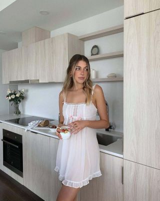 Вика  , 8 985 633-15-88